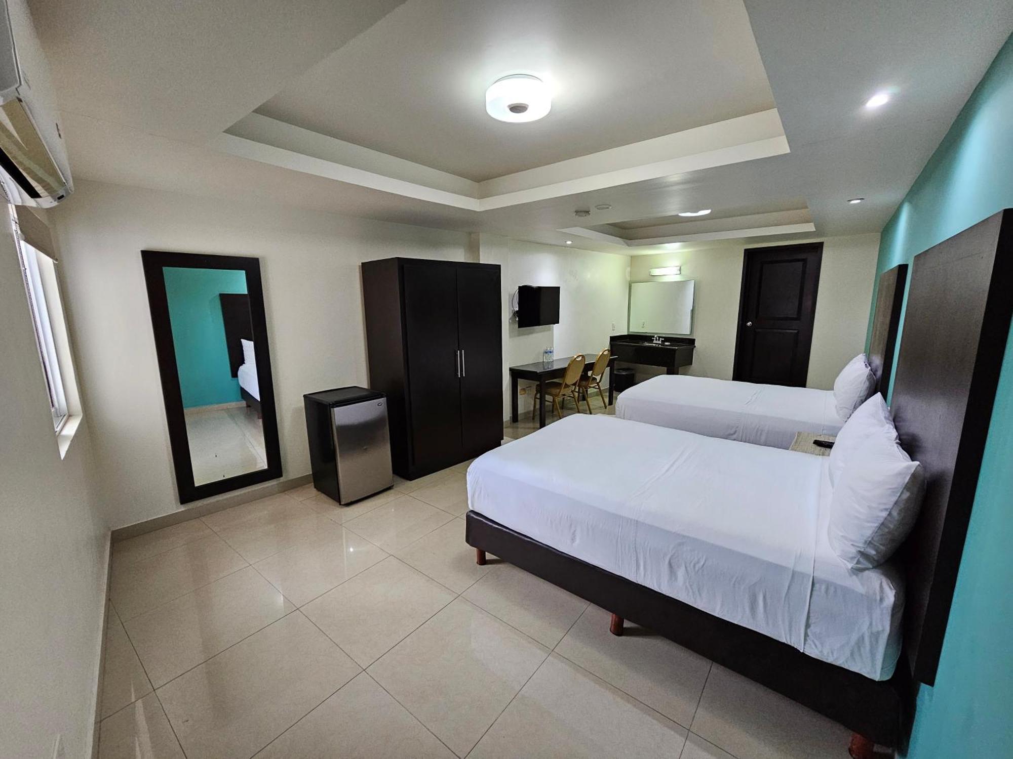 Hotel Maria Elena Кабо-Сан-Лукас Экстерьер фото
